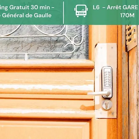Le Nid Troyen - Gare - Hypercentre - New Cosy - Rent Immo Lägenhet *